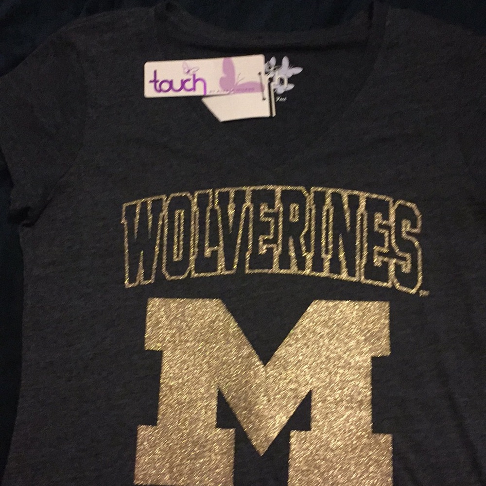 Michigan Wolverines women’s T-shirt size medium.